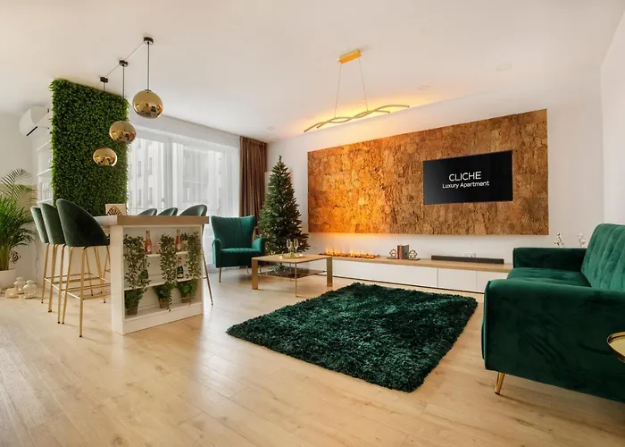 Cliche Luxury Apartment